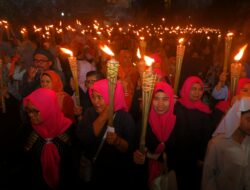 Kenapa Trending News Indonesia Jadi Cermin Moral Bangsa: Analisis Pakar
